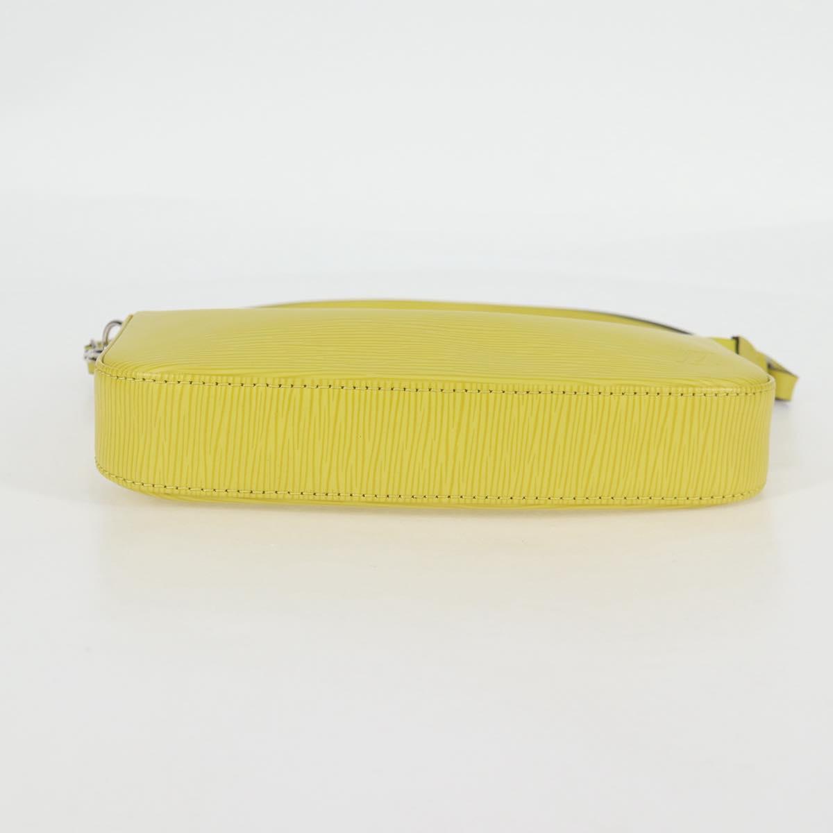 LOUIS VUITTON Epi Pochette Accessoires Pouch Pistachian M40975 LV Auth 136232V
