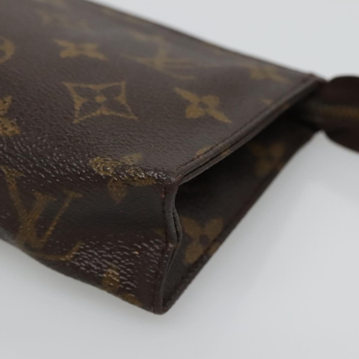 LOUIS VUITTON Monogram Poche Toilette 15 Pouch M47546 LV Auth 136347