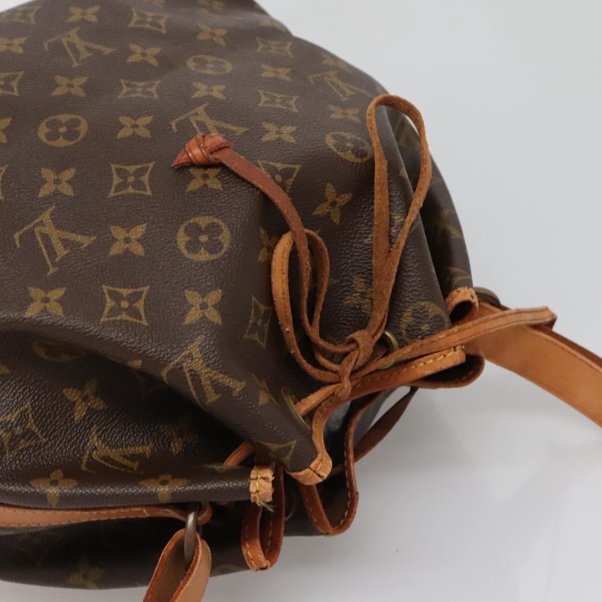 LOUIS VUITTON Monogram Petit Noe Shoulder Bag M42226 LV Auth 136931