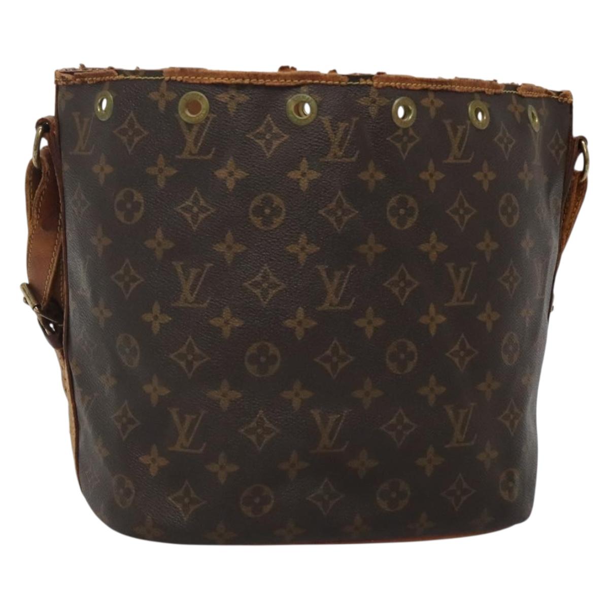LOUIS VUITTON Monogram Petit Noe Shoulder Bag M42226 LV Auth 136932