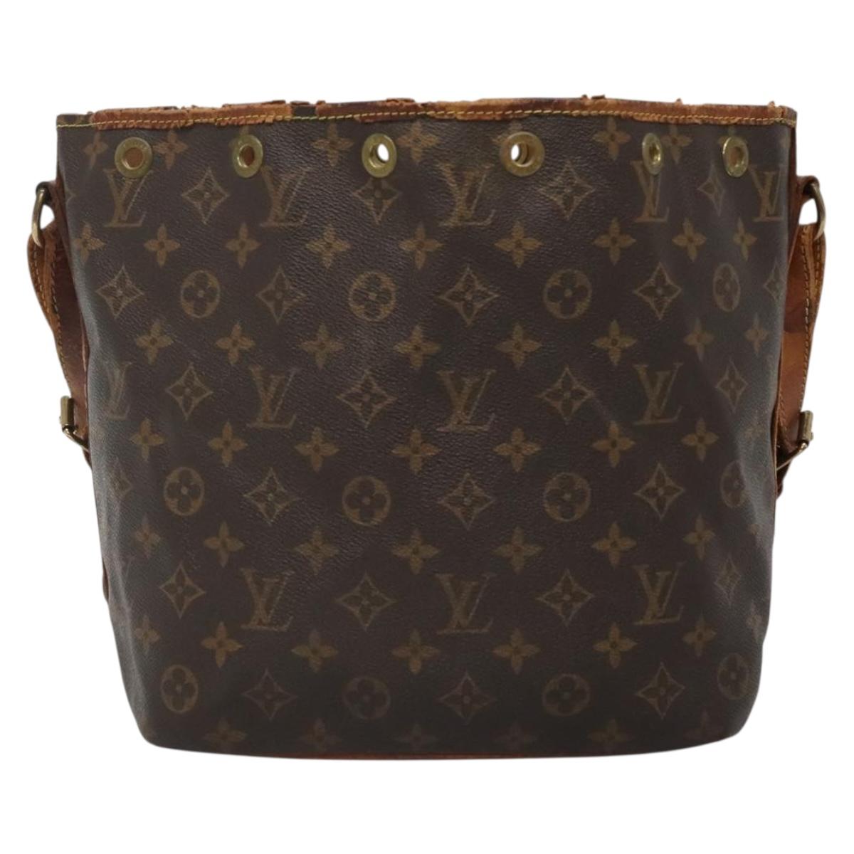 LOUIS VUITTON Monogram Petit Noe Shoulder Bag M42226 LV Auth 136932
