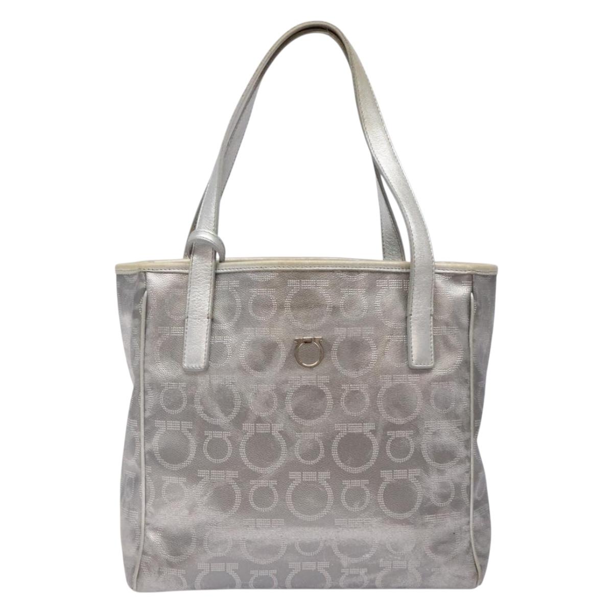 Salvatore Ferragamo Gancini Tote Bag Leather Silver Auth 137002