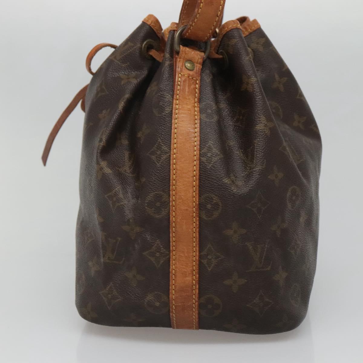 LOUIS VUITTON Monogram Petit Noe Shoulder Bag M42226 LV Auth 137017