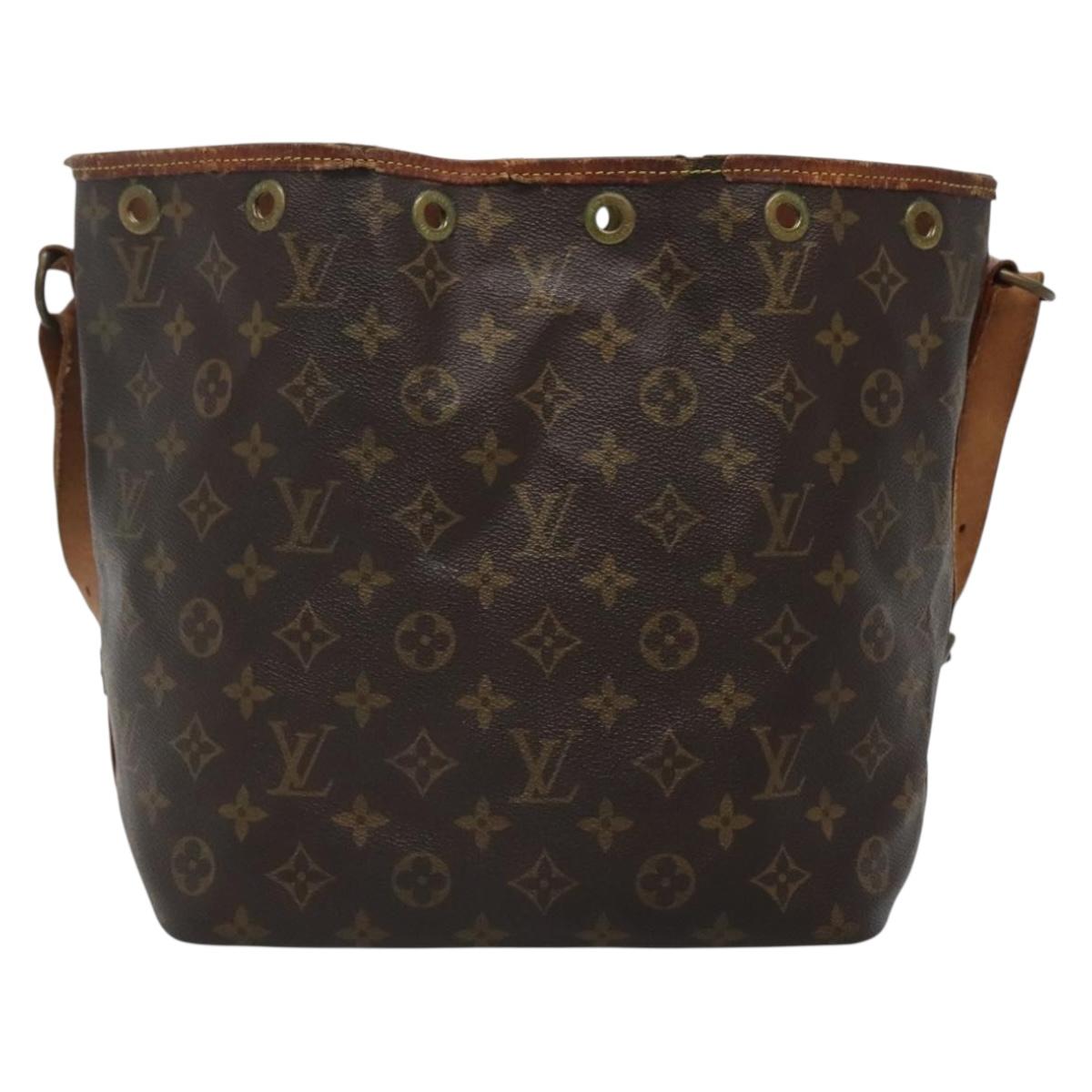 LOUIS VUITTON Monogram Petit Noe Shoulder Bag M42226 LV Auth 137019