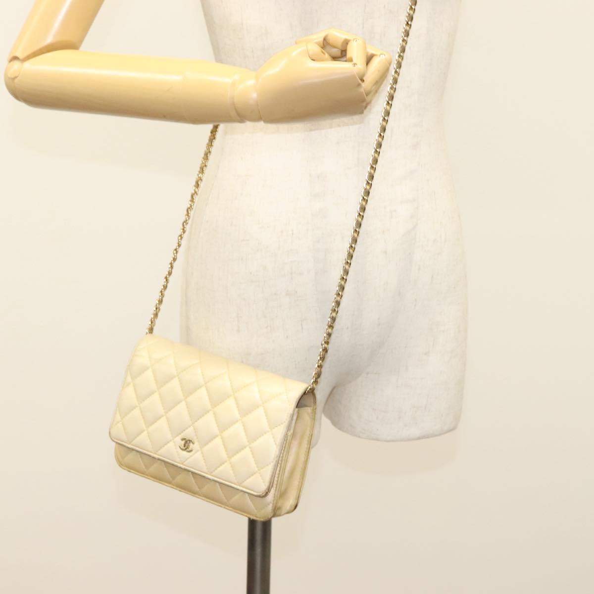 CHANEL Matelasse Chain Wallet Shoulder Bag Lamb Skin Gold Tone CC Auth 137823