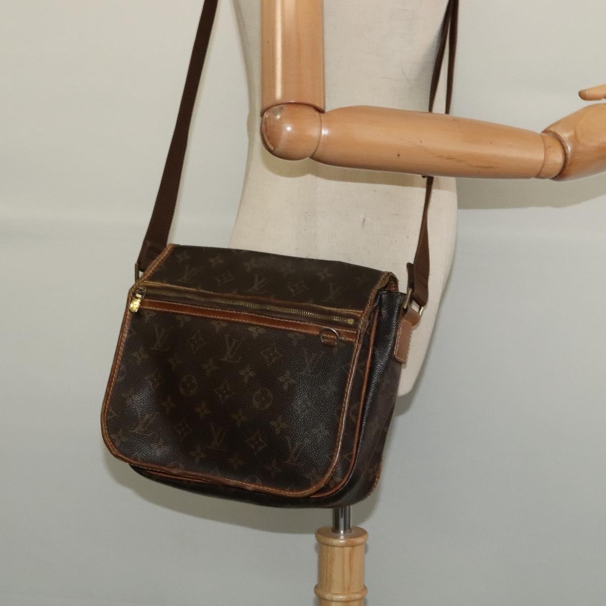 LOUIS VUITTON Monogram Messenger Bosphore PM Shoulder Bag M40106 LV Auth 137983