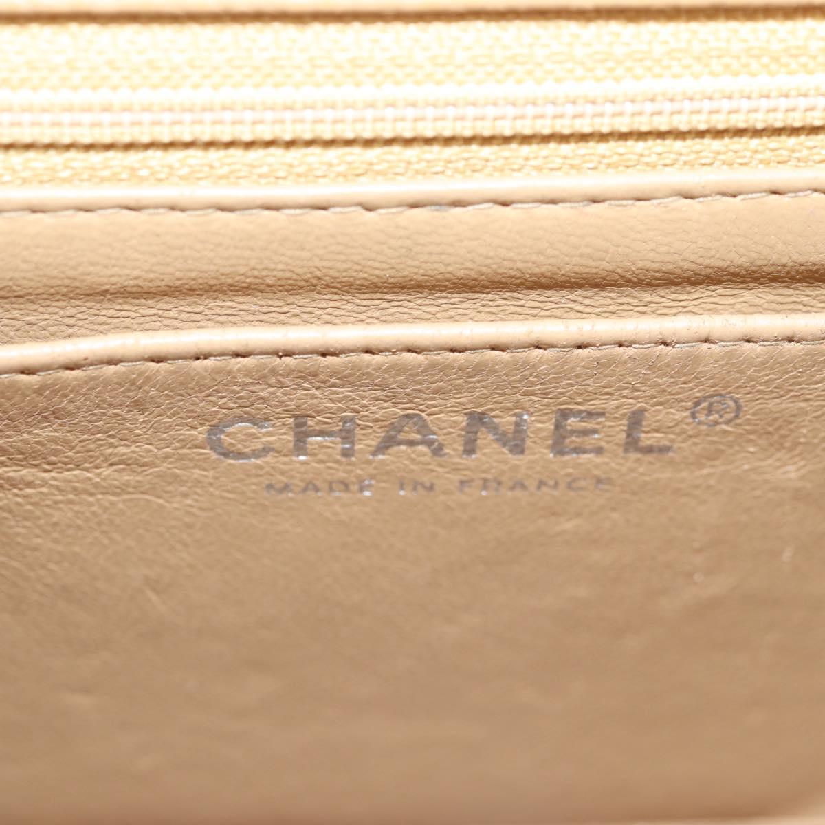CHANEL Mini Matelasse 17 Chain Shoulder Bag Caviar Skin Beige CC Auth 138560V
