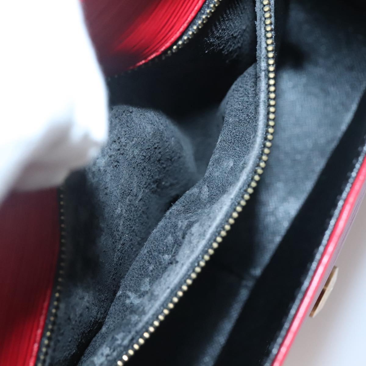 LOUIS VUITTON Epi Saint Cloud GM Shoulder Bag Red M52197 LV Auth 138659