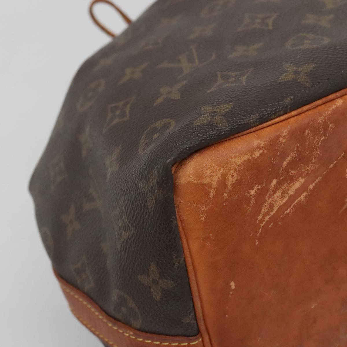 LOUIS VUITTON Monogram Petit Noe Shoulder Bag M42226 LV Auth 138700