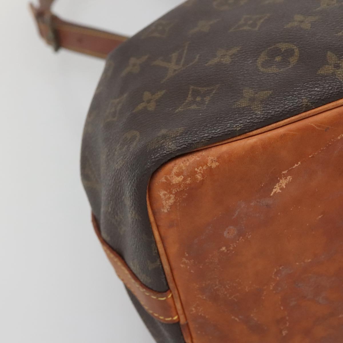 LOUIS VUITTON Monogram Petit Noe Shoulder Bag M42226 LV Auth 138700