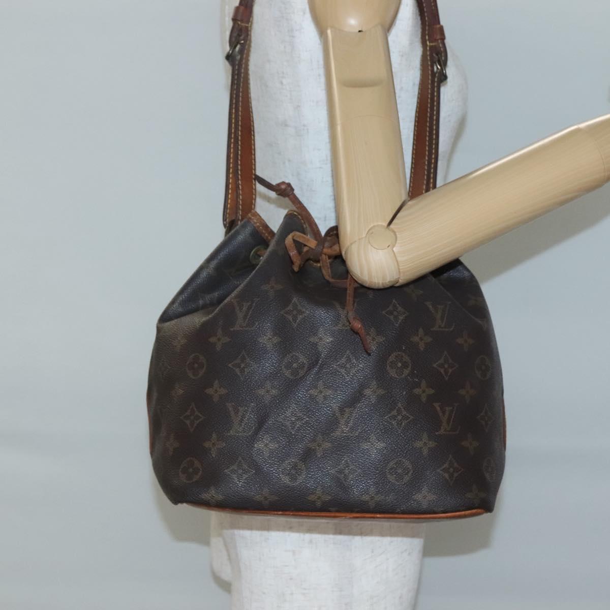LOUIS VUITTON Monogram Petit Noe Shoulder Bag M42226 LV Auth 138700