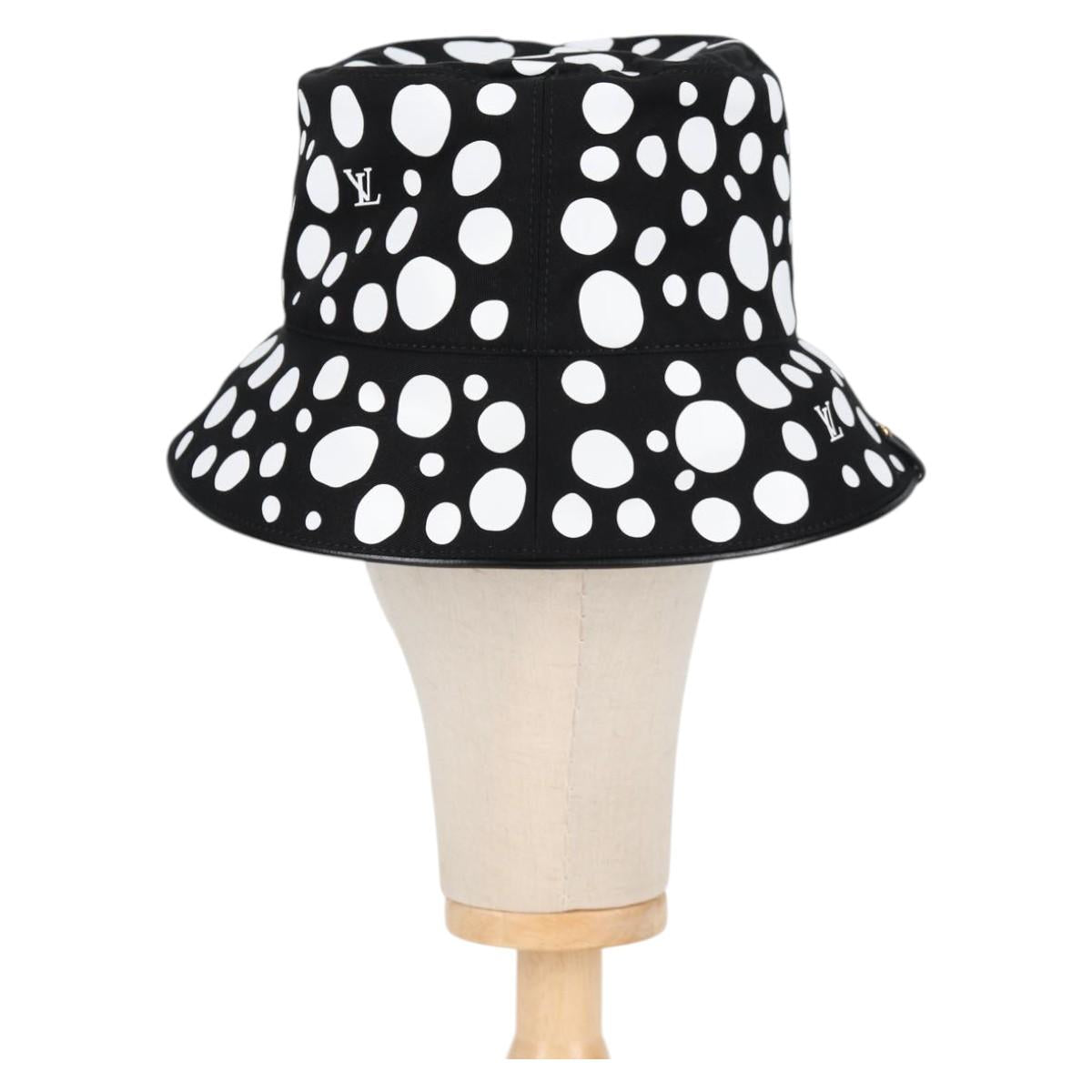 LOUIS VUITTON LVxYK Reversible Chapeau Infinity Hat Black M7072S Auth 138968SAM