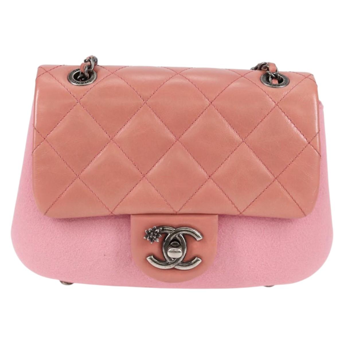CHANEL Matelasse 20 Chain Shoulder Bag Leather Pink CC Auth 138985A