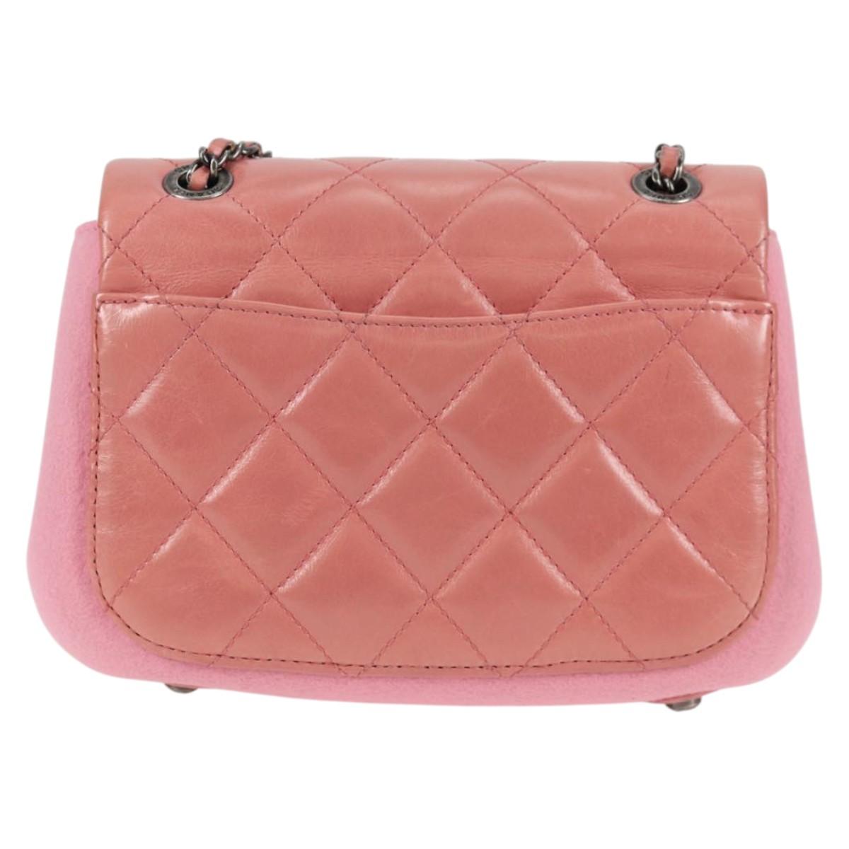 CHANEL Matelasse 20 Chain Shoulder Bag Leather Pink CC Auth 138985A