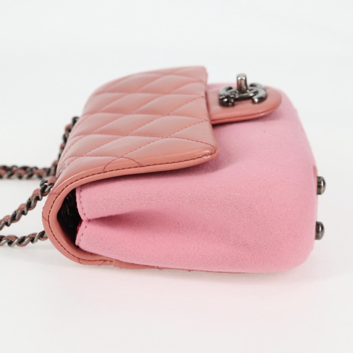 CHANEL Matelasse 20 Chain Shoulder Bag Leather Pink CC Auth 138985A