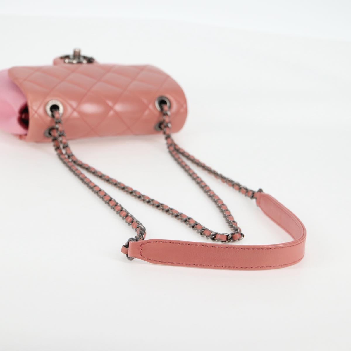 CHANEL Matelasse 20 Chain Shoulder Bag Leather Pink CC Auth 138985A