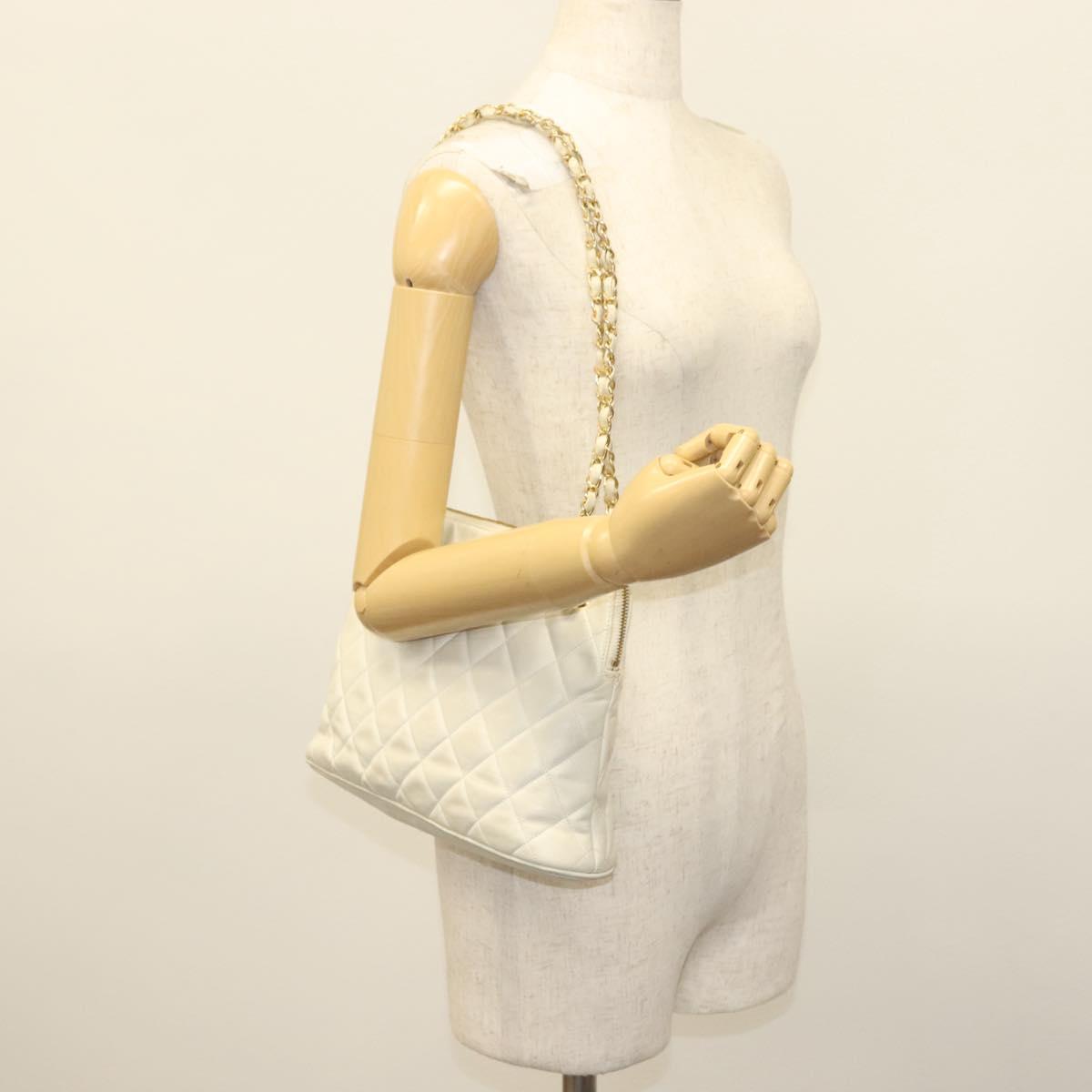 CHANEL Matelasse Chain Shoulder Bag Lamb Skin White Gold CC Auth 139015