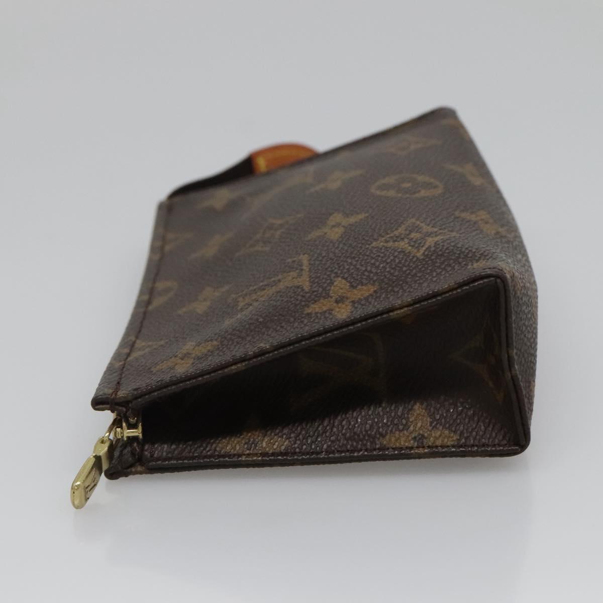 LOUIS VUITTON Monogram Poche Toilette 15 Pouch M47546 LV Auth 139378