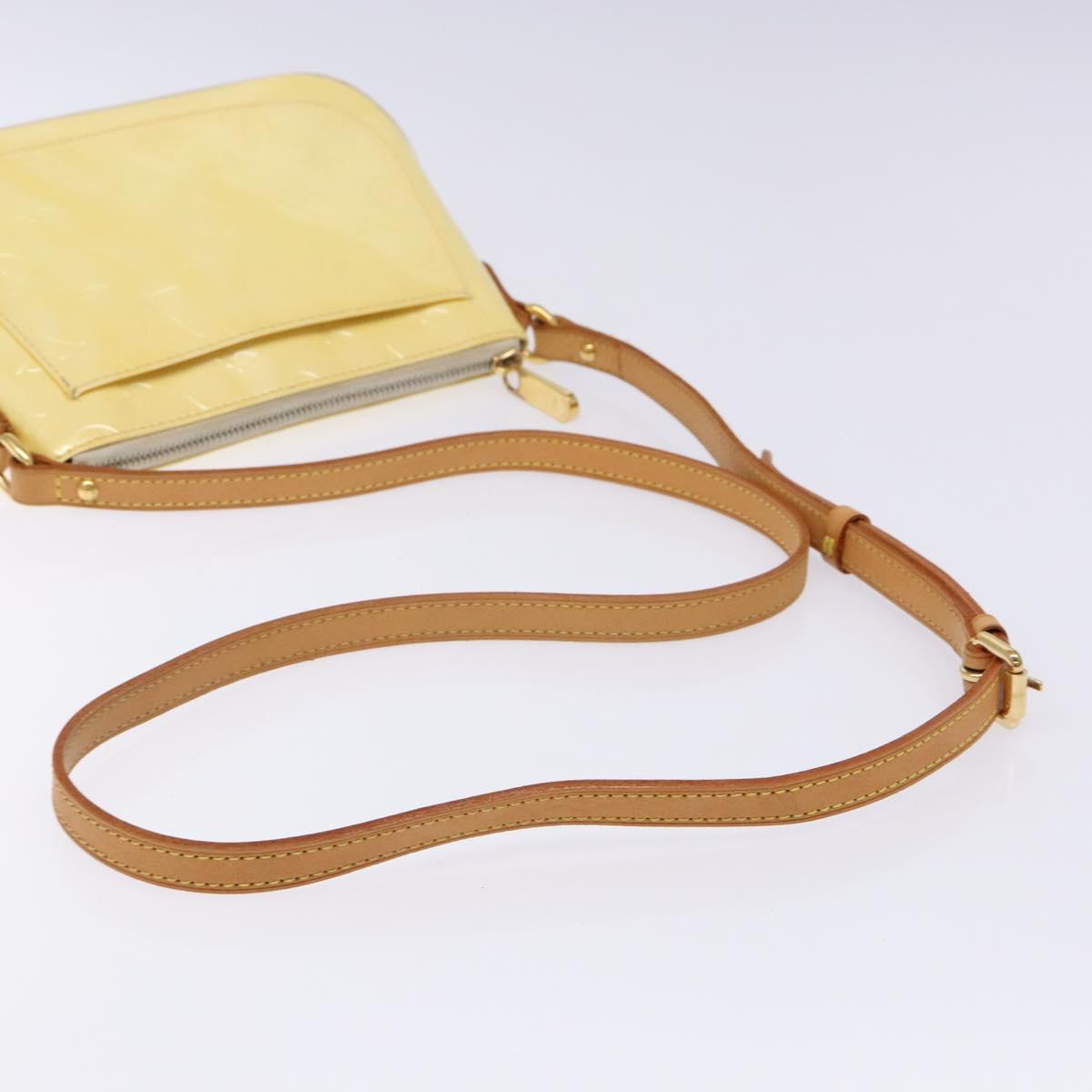 LOUIS VUITTON Monogram Vernis Minna Street Shoulder Bag Perle M91509 Auth 139504