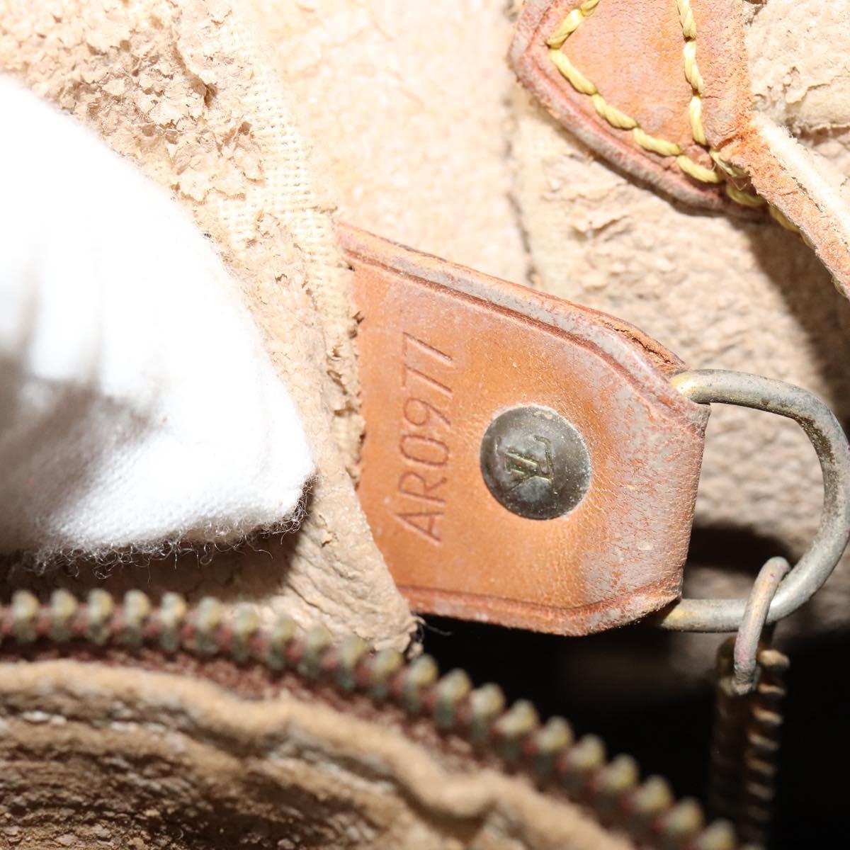 LOUIS VUITTON Monogram Bucket GM Shoulder Bag M42236 LV Auth 139561