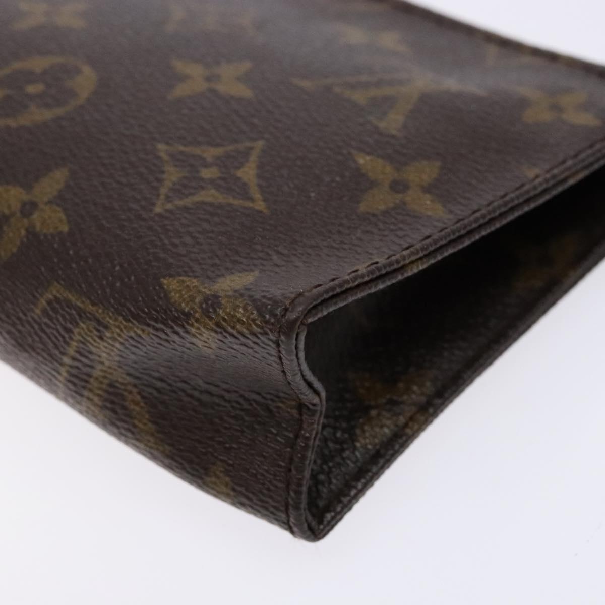 LOUIS VUITTON Monogram Poche Toilette 15 Pouch M47546 LV Auth 139618