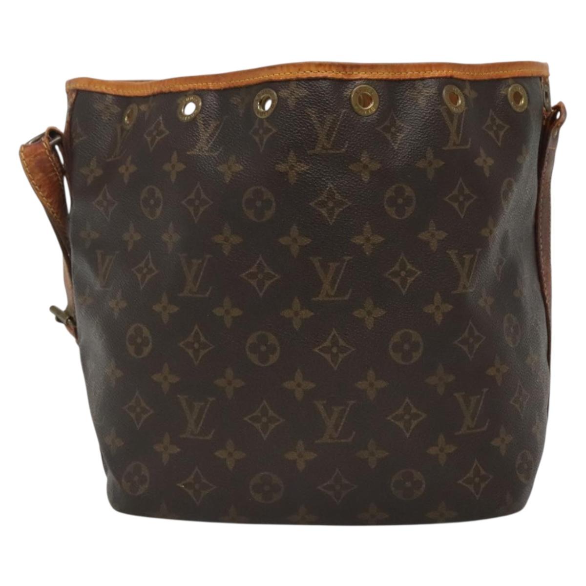 LOUIS VUITTON Monogram Petit Noe Shoulder Bag M42226 LV Auth 139670