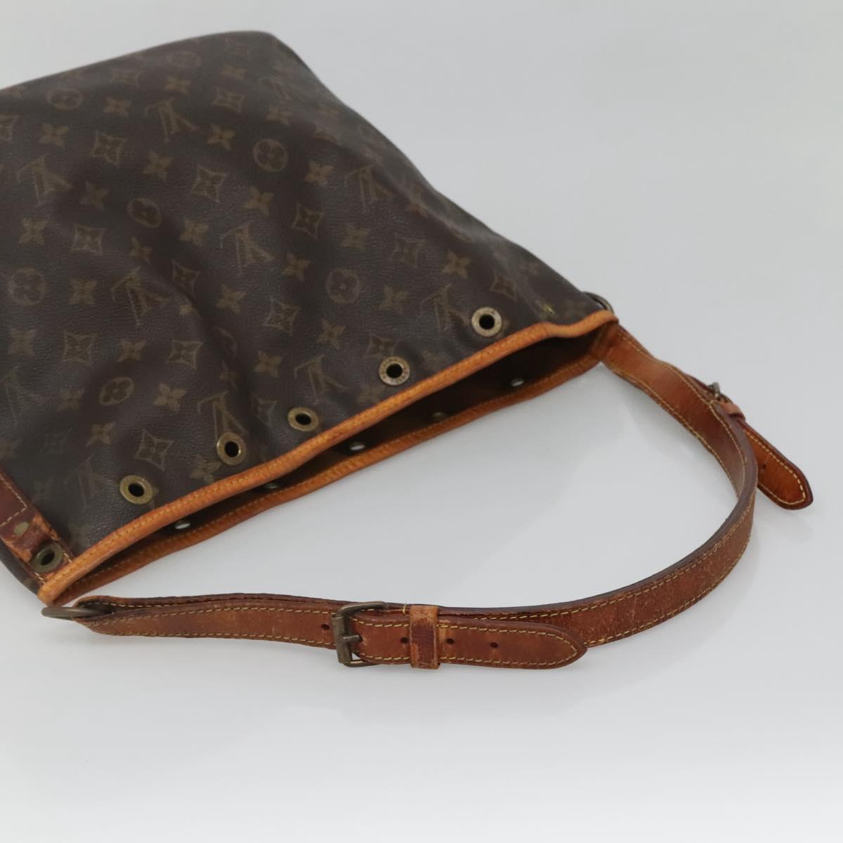 LOUIS VUITTON Monogram Petit Noe Shoulder Bag M42226 LV Auth 139670