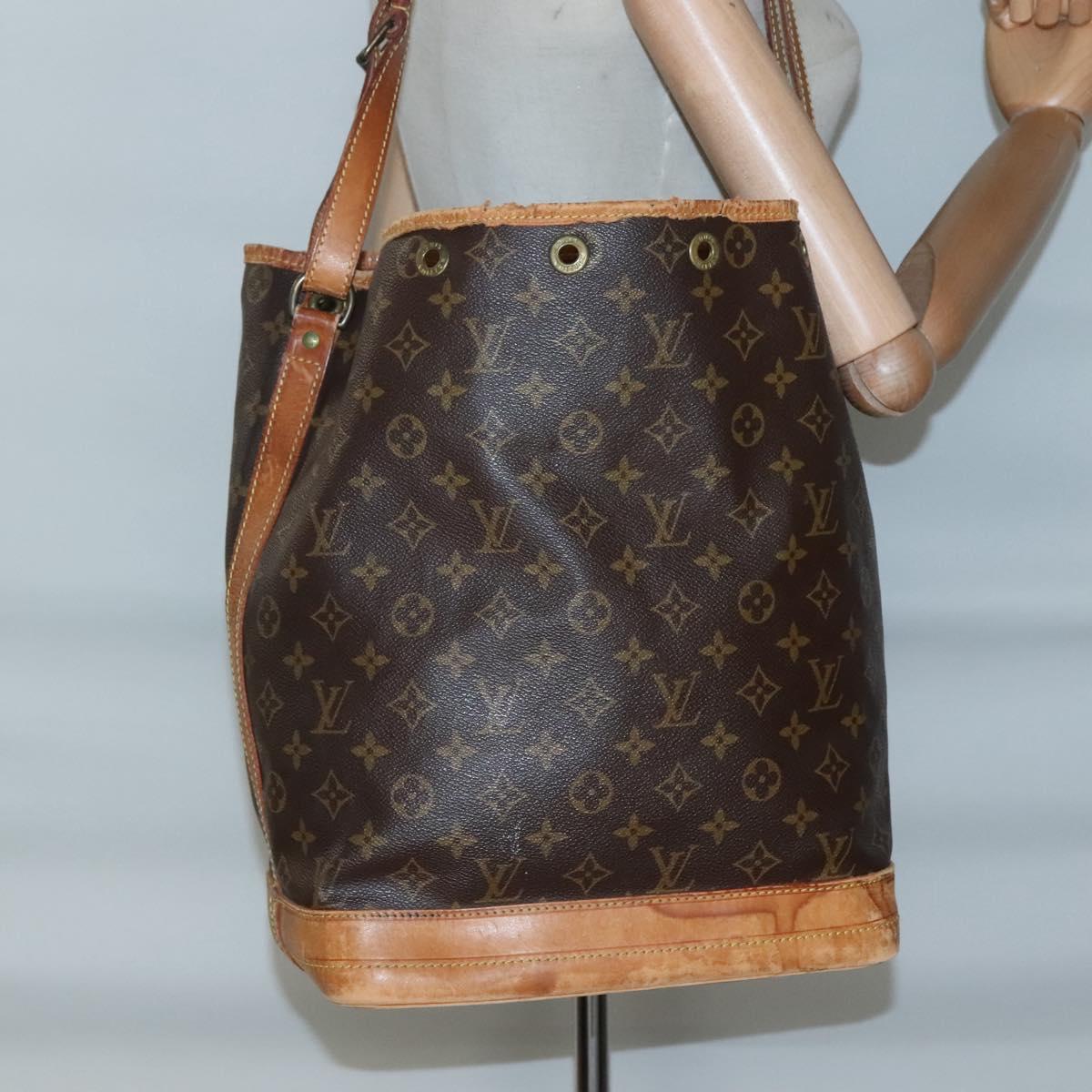 LOUIS VUITTON Monogram Noe Shoulder Bag M42224 LV Auth 139786