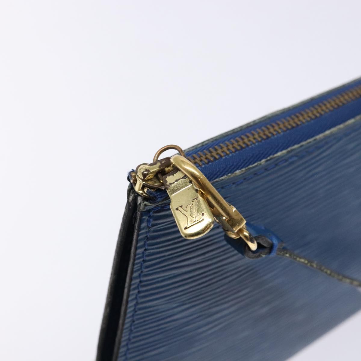 LOUIS VUITTON Epi Pochette Accessoires Pouch Blue M52985 LV Auth 139925