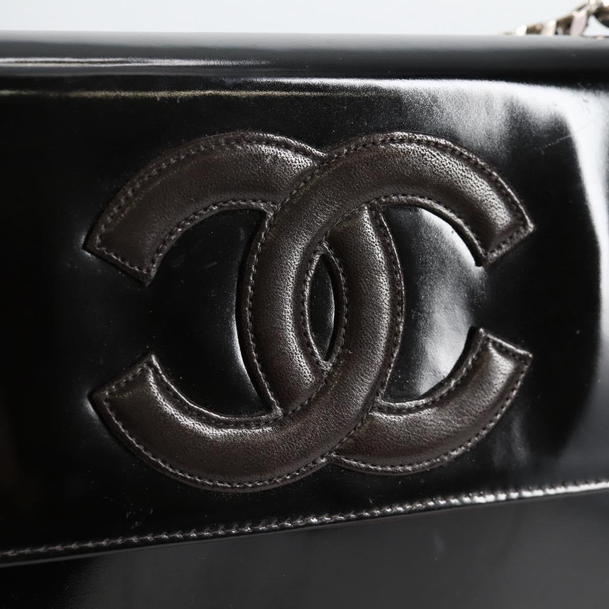 CHANEL Chain Shoulder Bag Patent leather Black Silver CC Auth 139979V