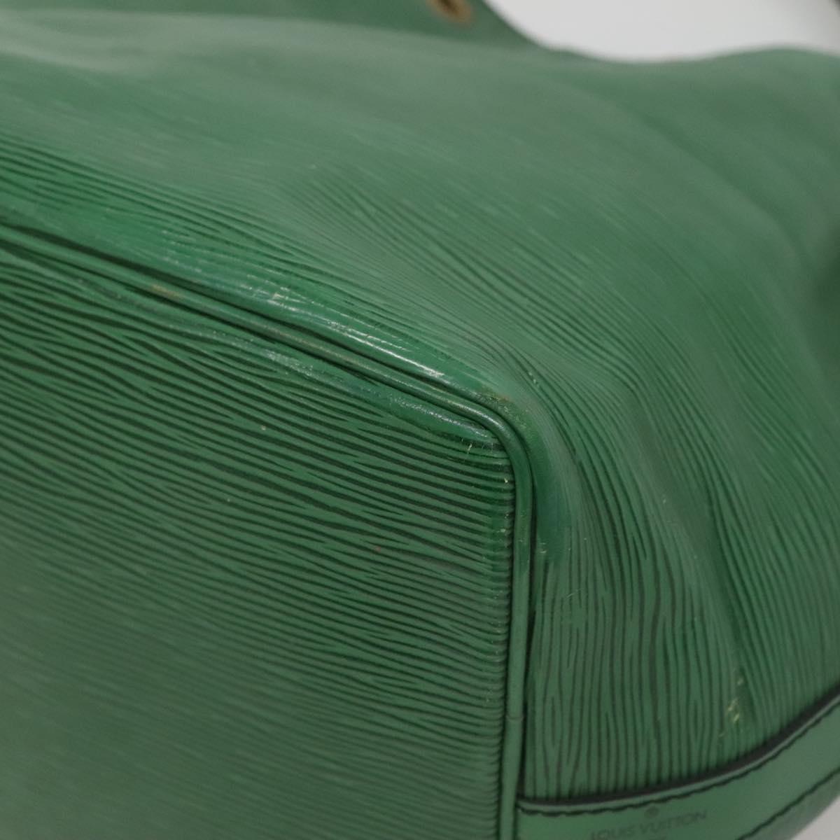 LOUIS VUITTON Epi Petit Noe Shoulder Bag Green M44104 LV Auth 140190