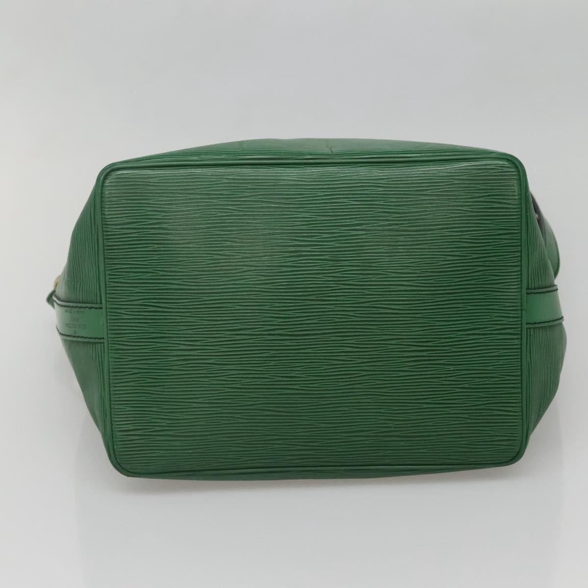 LOUIS VUITTON Epi Petit Noe Shoulder Bag Green M44104 LV Auth 140190