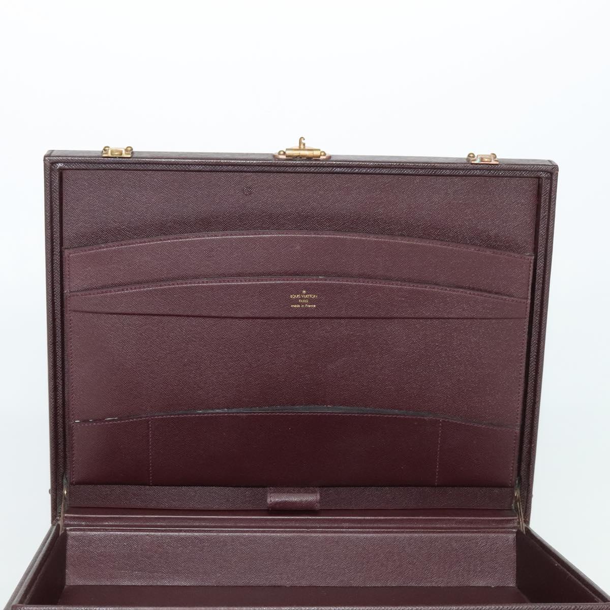LOUIS VUITTON Taiga Leather Diplomat Trunk SPO Acajou M30016 LV Auth 140219