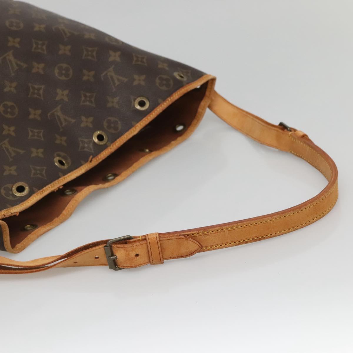 LOUIS VUITTON Monogram Noe Shoulder Bag M42224 LV Auth 140285
