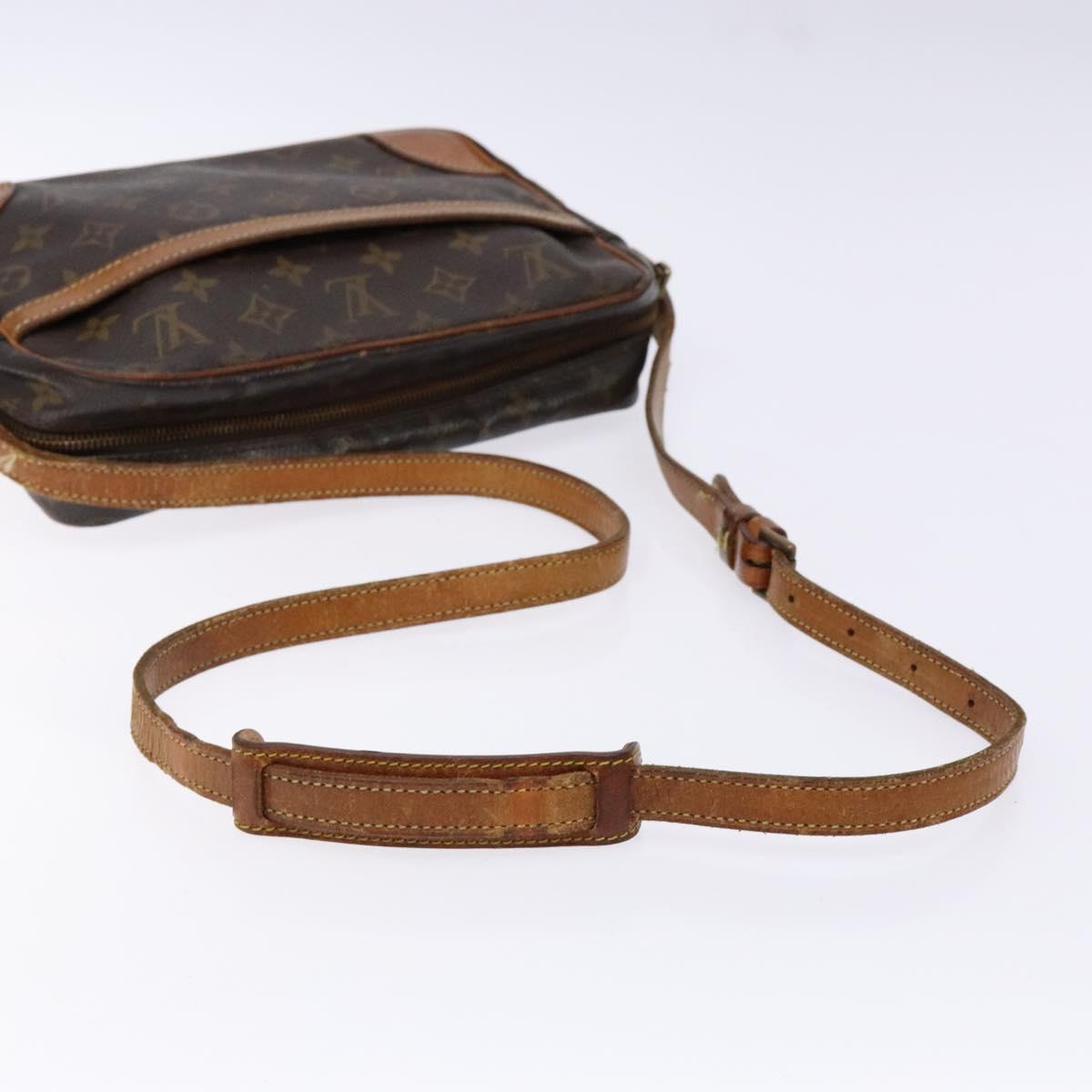 LOUIS VUITTON Monogram Trocadero 27 Shoulder Bag M51274 LV Auth 140344