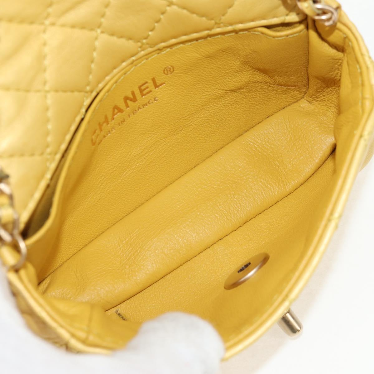 CHANEL Chain Matelasse Shoulder Bag Leather Yellow Gold CC Auth 140358M