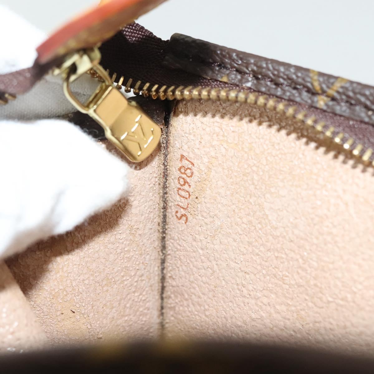 LOUIS VUITTON Monogram Poche Toilette 15 Pouch M47546 LV Auth 140371