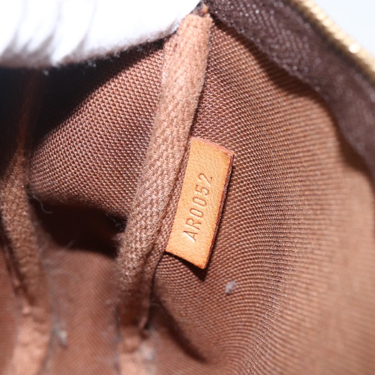 LOUIS VUITTON Monogram Pochette Accessoires Pouch M51980 LV Auth 140577