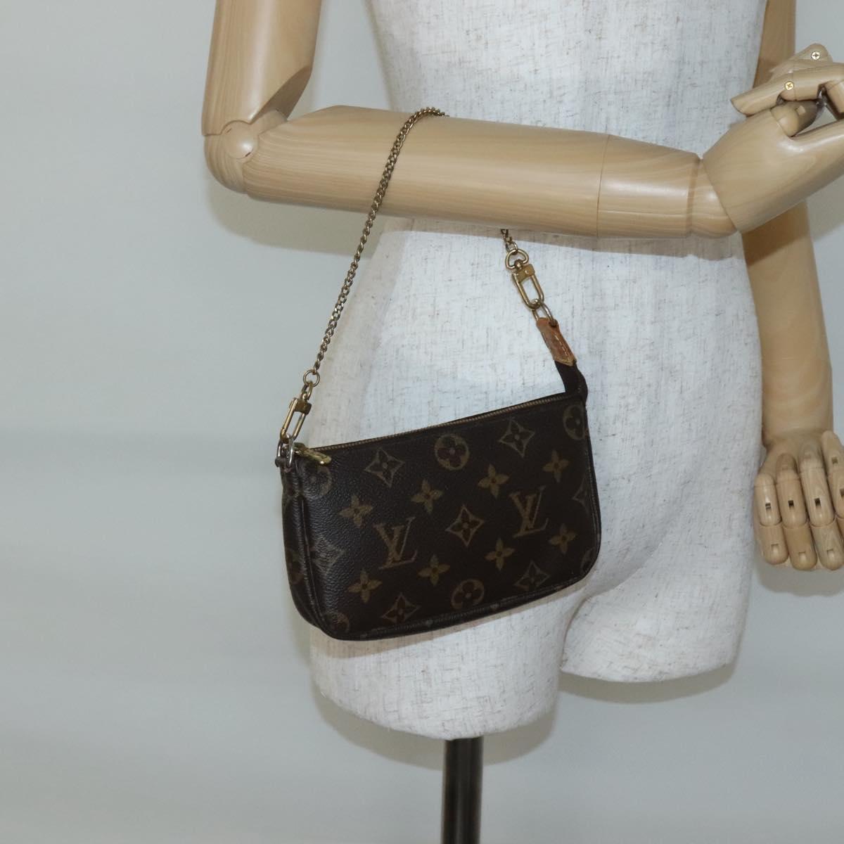 LOUIS VUITTON Monogram Mini Pochette Accessoires Pouch M58009 LV Auth 140589