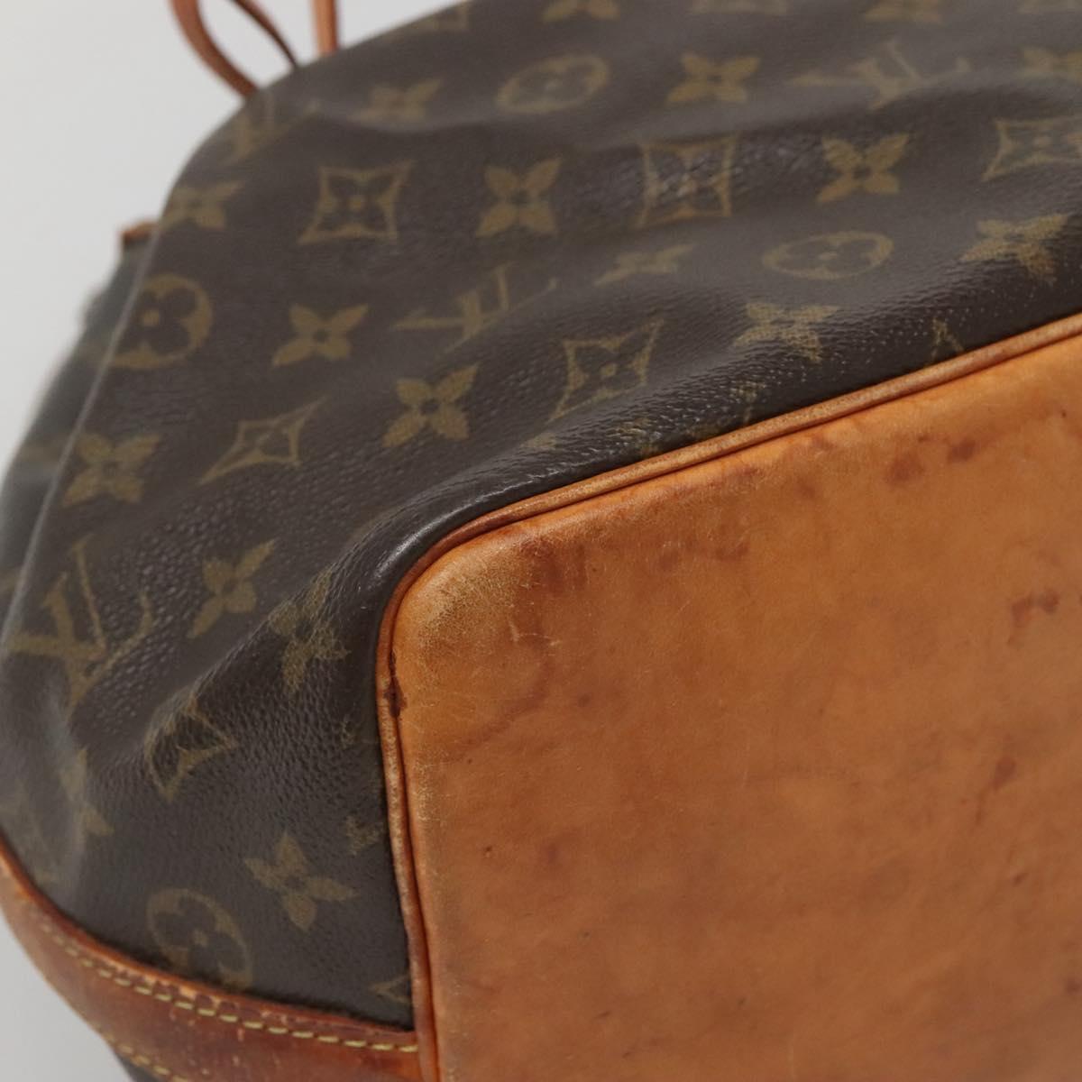 LOUIS VUITTON Monogram Petit Noe Shoulder Bag M42226 LV Auth 140701