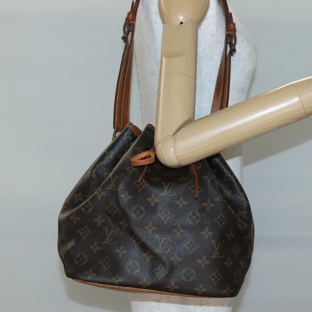 LOUIS VUITTON Monogram Petit Noe Shoulder Bag M42226 LV Auth 140701