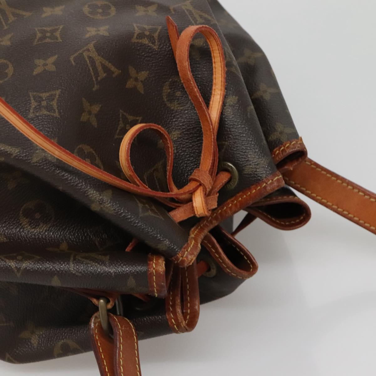 LOUIS VUITTON Monogram Petit Noe Shoulder Bag M42226 LV Auth 140701
