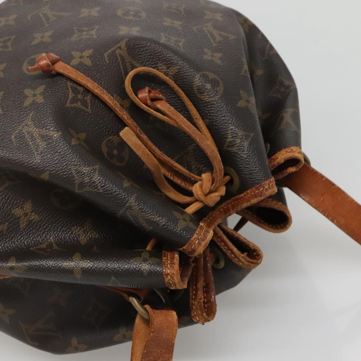 LOUIS VUITTON Monogram Petit Noe Shoulder Bag M42226 LV Auth 140703