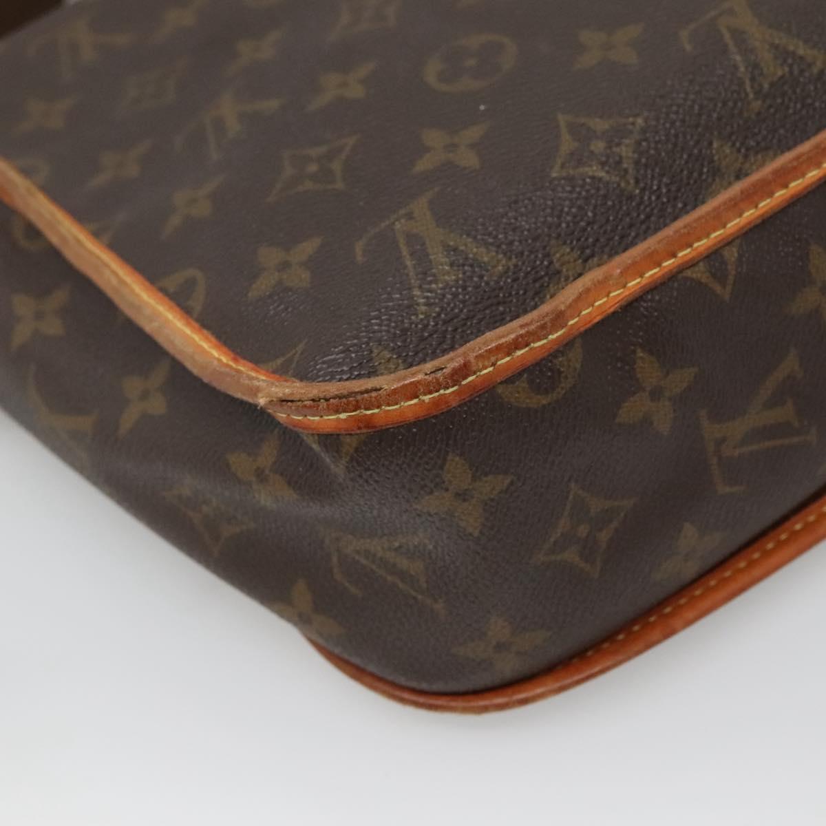 LOUIS VUITTON Monogram Messenger Bosphore PM Shoulder Bag M40106 LV Auth 140770