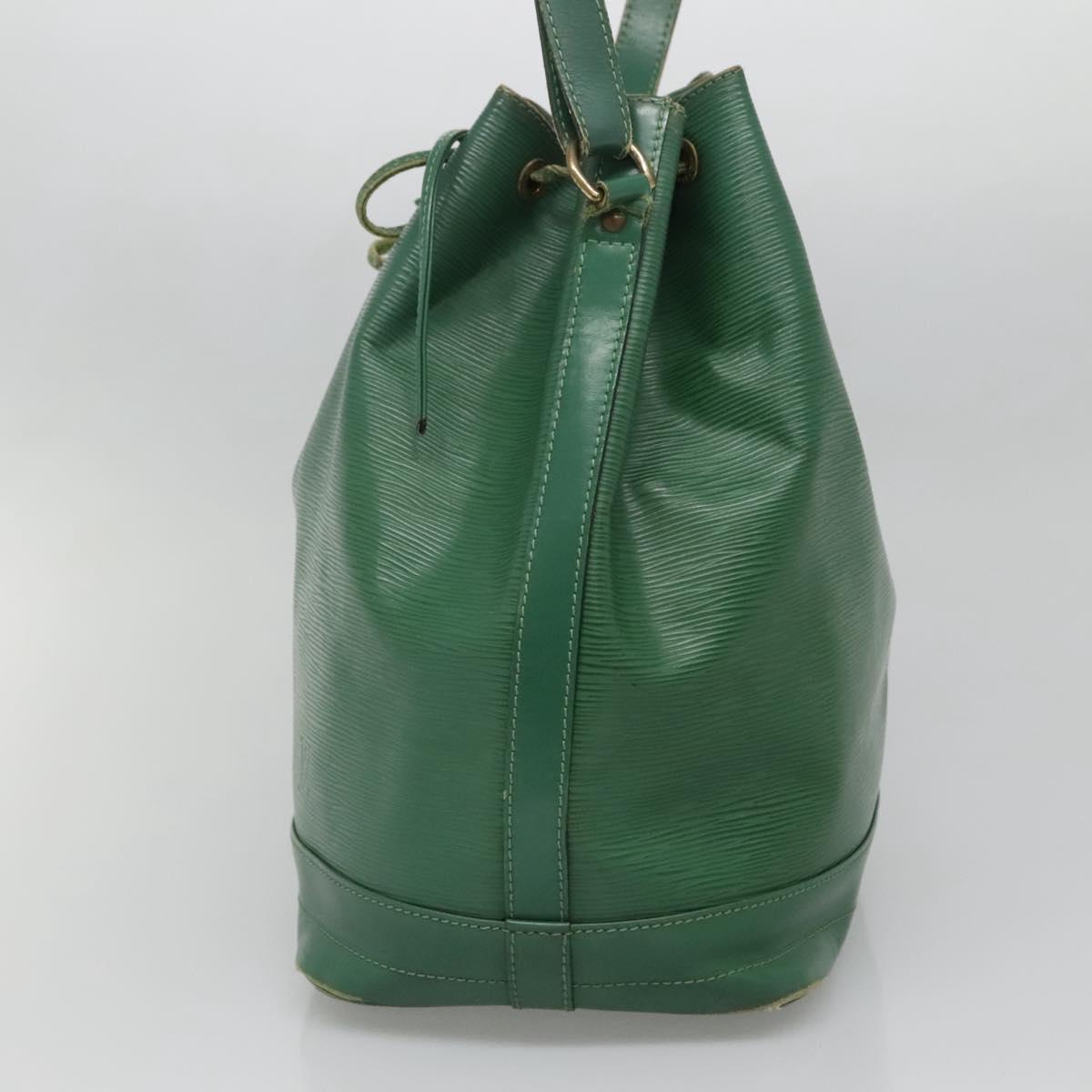 LOUIS VUITTON Epi Noe Shoulder Bag Green M44004 LV Auth 140887
