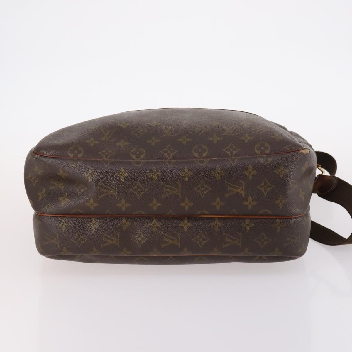 LOUIS VUITTON Monogram Reporter GM Shoulder Bag M45252 LV Auth 140930