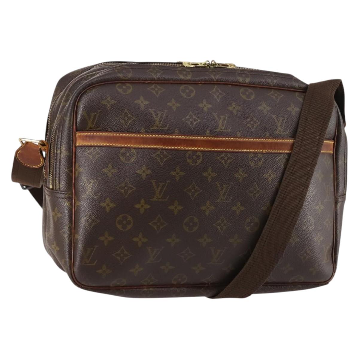 LOUIS VUITTON Monogram Reporter GM Shoulder Bag M45252 LV Auth 140930