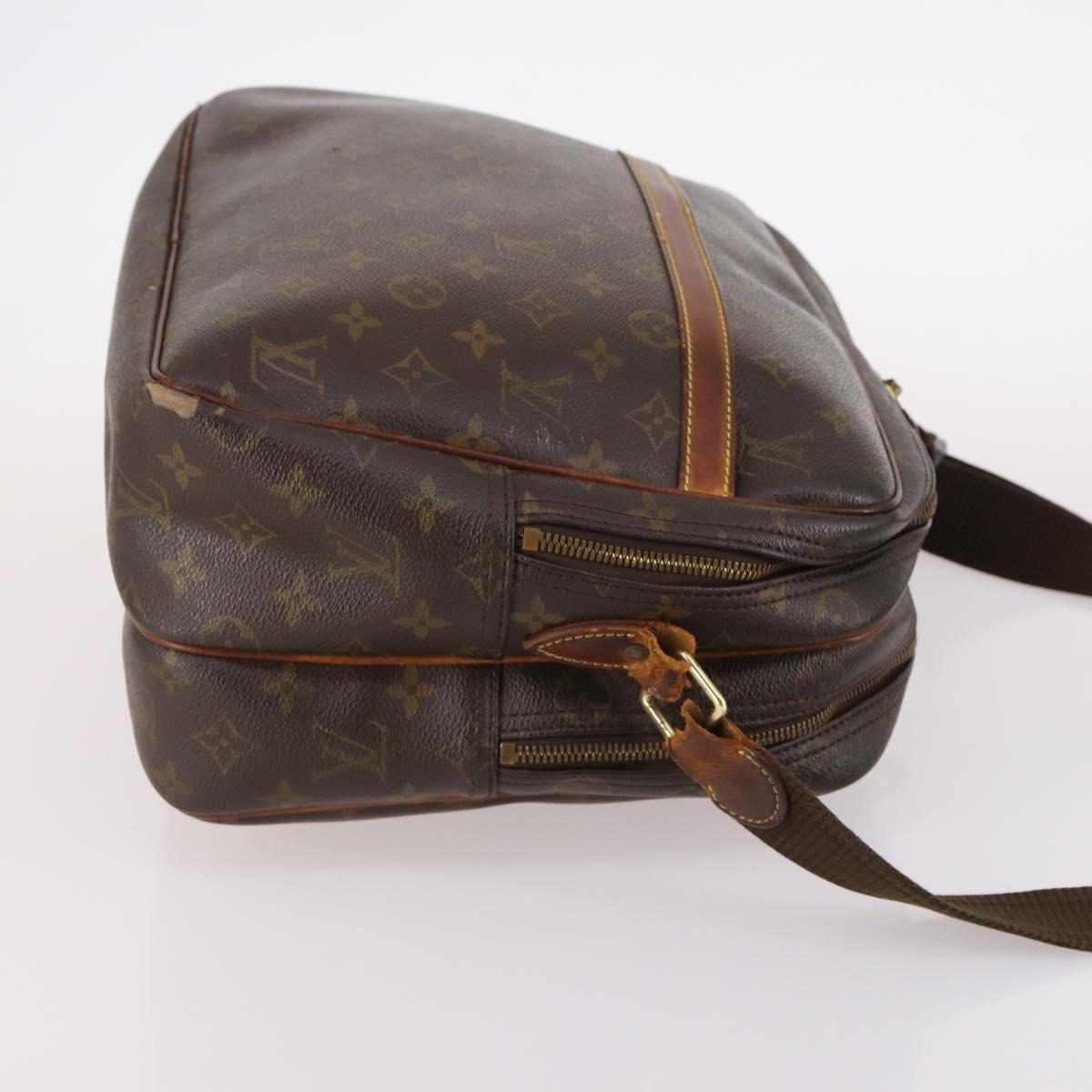 LOUIS VUITTON Monogram Reporter GM Shoulder Bag M45252 LV Auth 140930