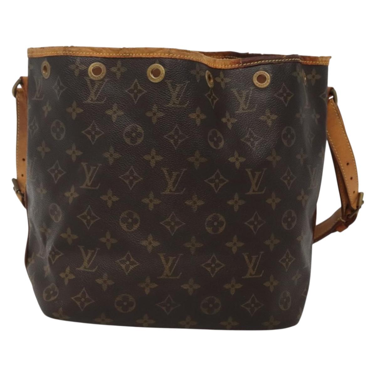 LOUIS VUITTON Monogram Petit Noe Shoulder Bag M42226 LV Auth 140941