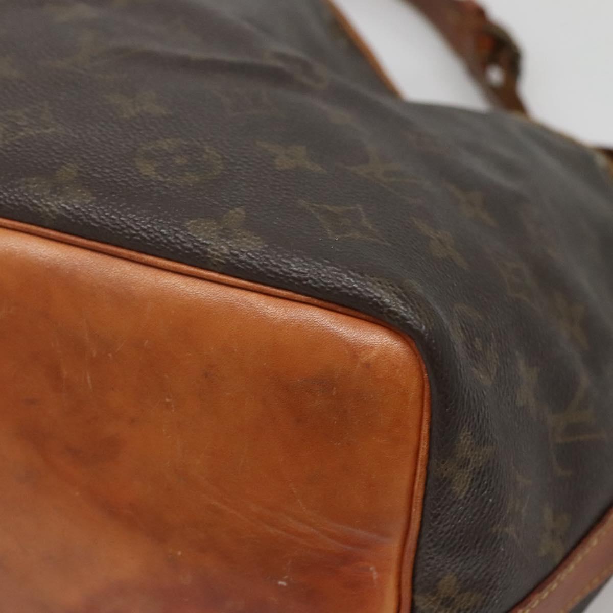 LOUIS VUITTON Monogram Petit Noe Shoulder Bag M42226 LV Auth 140973